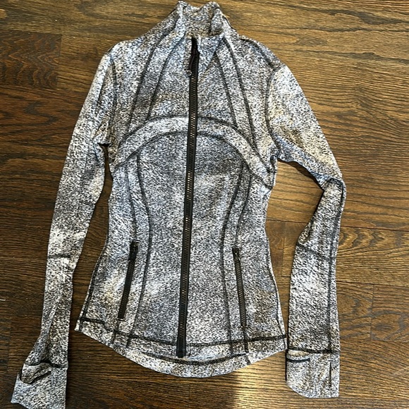 lululemon athletica Jackets & Blazers - Lululemon define jacket